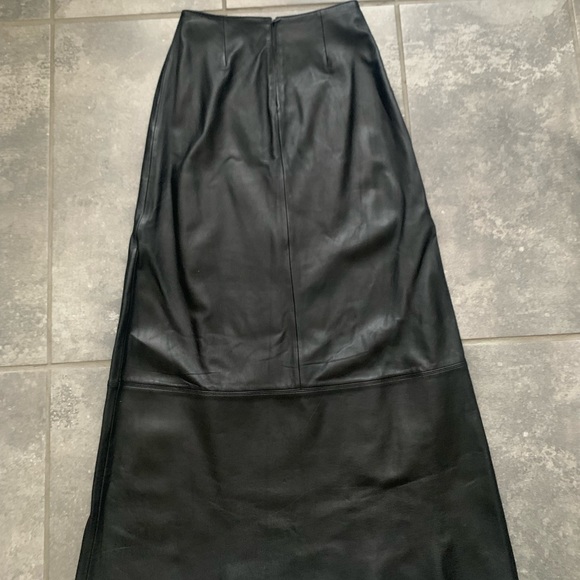 Vintage Floor Length Genuine Leather Maxi Skirt with Back Zipper - Picture 6 of 13